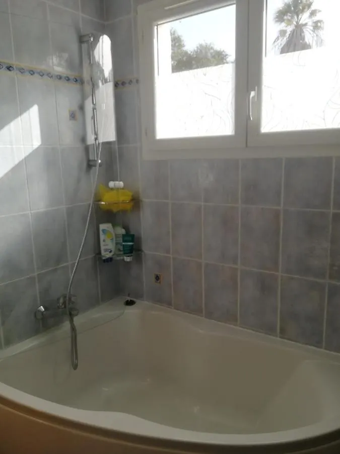 Bel Appartement Calme Et Proche Des Plages Hyères