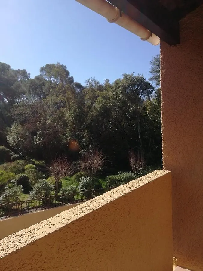 Bel Appartement Calme Et Proche Des Plages Hyères